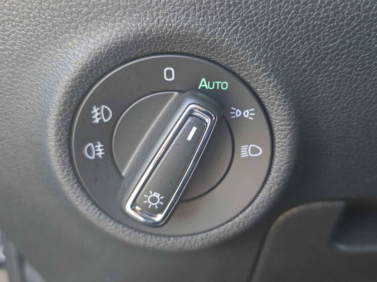 Fahrzeugabbildung SKODA Kodiaq Style 4x4 LED Navi ACC AHK DCC SHZ