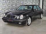 Mercedes-Benz E 320 Avantgarde - gebrauchte Mercedes-Benz E 320 aus dem Jahr 2003