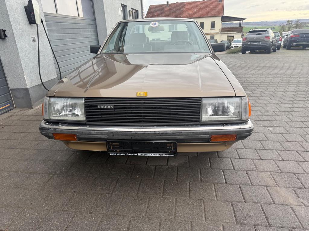 Nissan Laurel