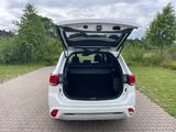 Mitsubishi Plug-in Hybrid Outlander 2.4 MIVEC Plus Edition  - Mitsubishi Plug-in Hybrid Outlander: Privatanbieter