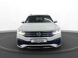 Volkswagen Tiguan 2.0 TSI 4M R-Line Matrix LM 20" Navi ACC - mit Benzin-Antrieb: Geländewagen, 2.0
