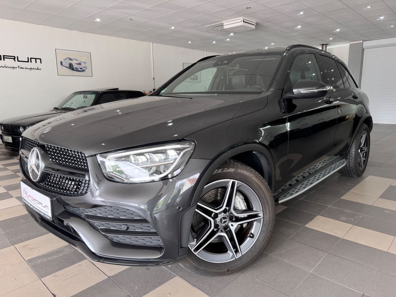 MERCEDES-BENZ GLC 300 d 4Matic AMG Line