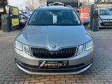 Skoda Octavia 1.6 Combi Style*Aut*Ambiente*Nav*LED*ACC - Skoda Octavia: Combi Ambiente