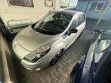 Renault Scenic Automatik Benzin nur 49 tkm... - Renault Scenic: 4.4