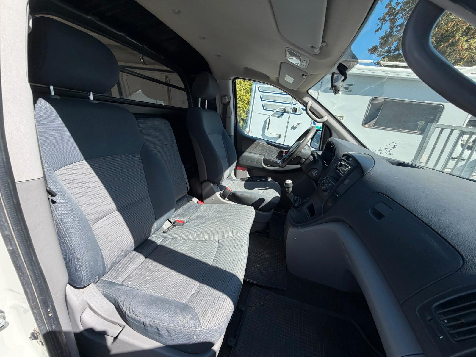 Hyundai H-1  2.5 CRDI Kasten