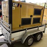 CAT GEP65 Notstromaggregat Stromerzeuger Caterpillar - LKW mit Notstromaggregat