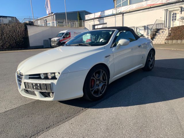 Alfa Romeo Spider 2.2 JTS 16V*Navi*Xenon*Leder*1 Hand