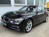 BMW 320d xDrive *HUD *Keyless *R.Kam *ParkPilot - BMW 320: 320d Xdrive