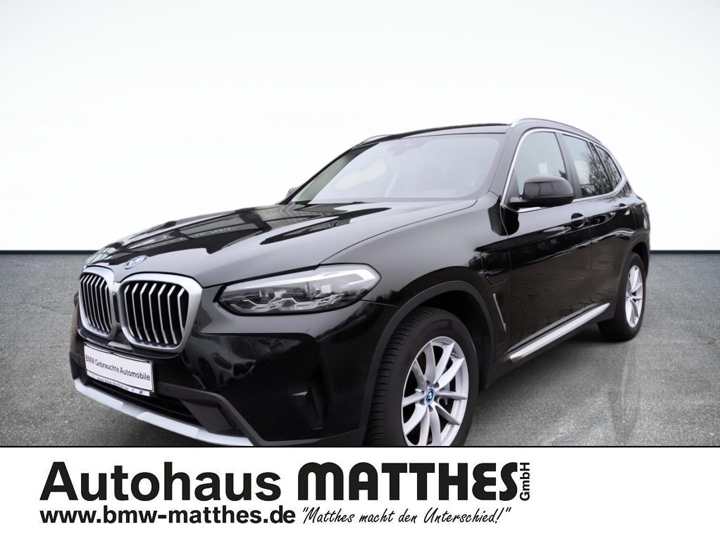 BMW X3 xDrive30e Anhängerkupplung Rückfahrkamera Spo