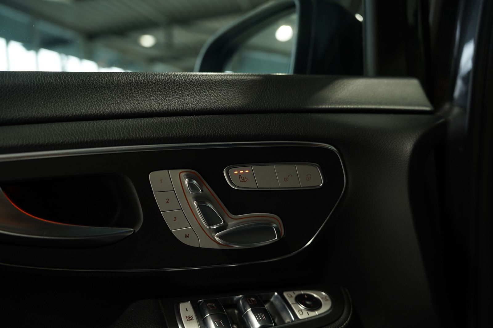 Mercedes Benz V 300