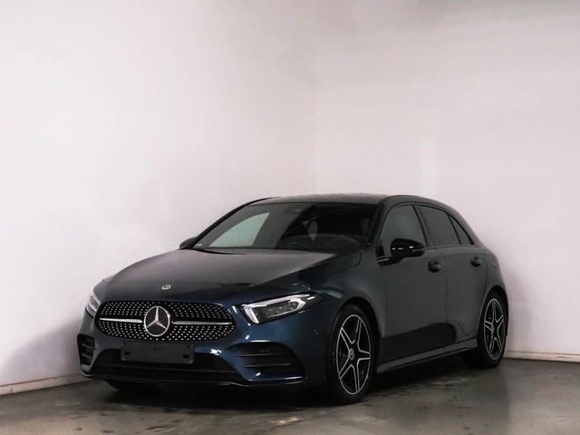 Mercedes-Benz A 200 AMG NIGHT*Pano*Kamera*MULTIBEAM*Ambientebe