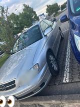 Opel omega TÜV NEU - Opel Omega von privat