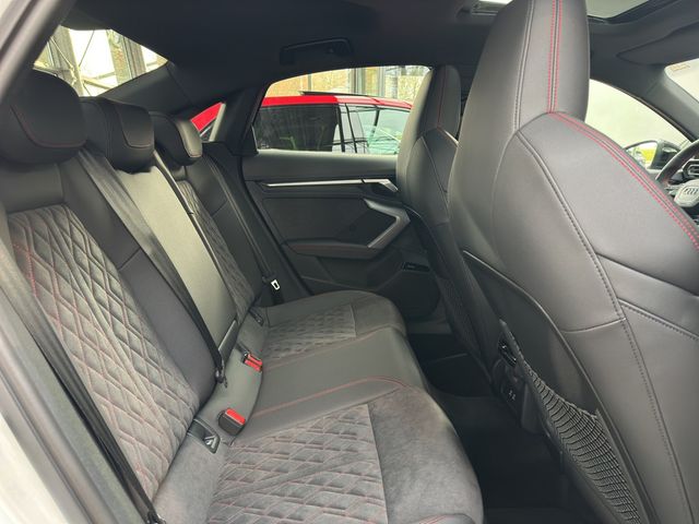 A3 Limousine 35 1.5 TFSI S-tronic S line SONOS
