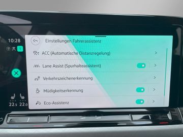 Volkswagen Golf VIII Variant Life 1.5 TSI*CarPlay*Kamera*