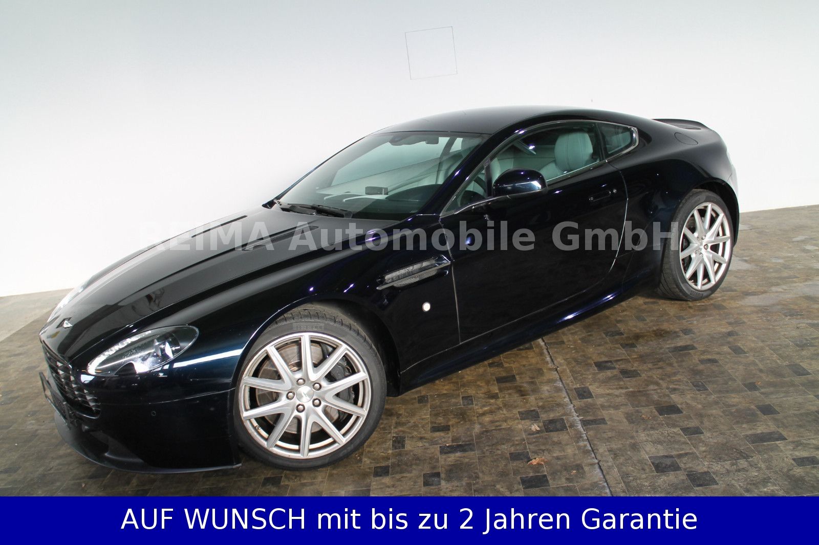 Fahrzeugabbildung Aston Martin V8 Vantage 4,7i, voll Scheckheft gepflegt,