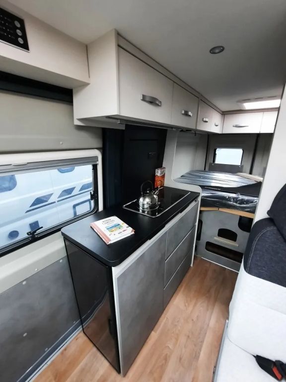 Fahrzeugabbildung Crosscamp Camper Vans CV 600 Fiat Verfüg./Sparen Sie 13.69