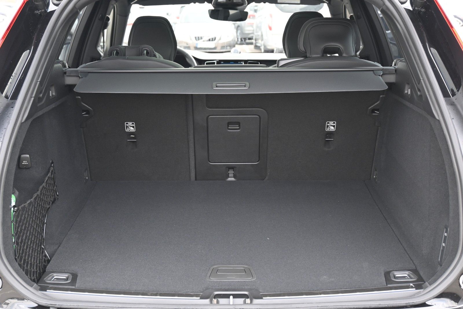 Fahrzeugabbildung Volvo XC60 B5 AWD Ultra Black Edition*LED*PANO*360*B&W