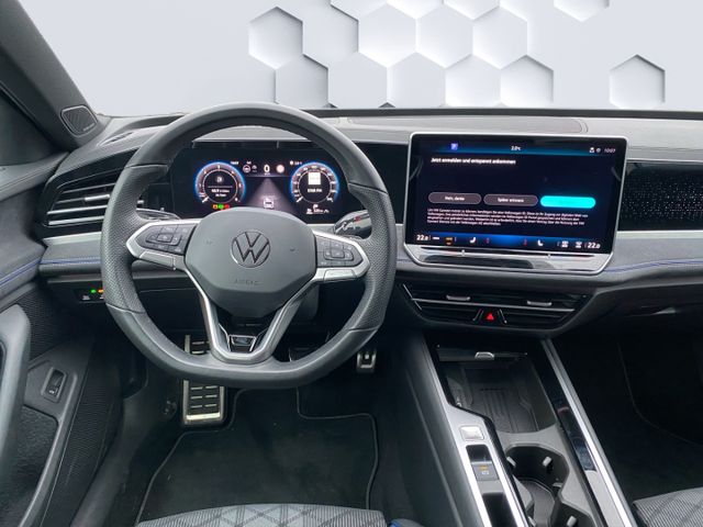 Passat Variant R-Line 2.0TDi DSG AHZV LED HuD PD