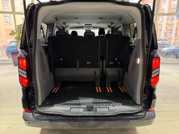 Ford Tourneo Custom 2.0 EcoBlue L1 Titanium