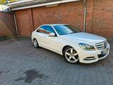 Mercedes-Benz Mersedes benz - Mercedes-Benz: Mersedes