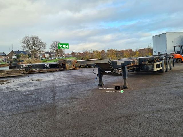 Nooteboom 3 AXLE CONTAINER CHASSIS ALL CONNECTIONS ROR DRU