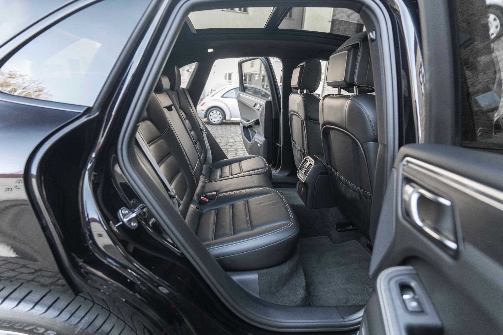 Fahrzeugabbildung Porsche Macan GTS PDLS+ KAM SPORT CHRONO LED PANO LUFT