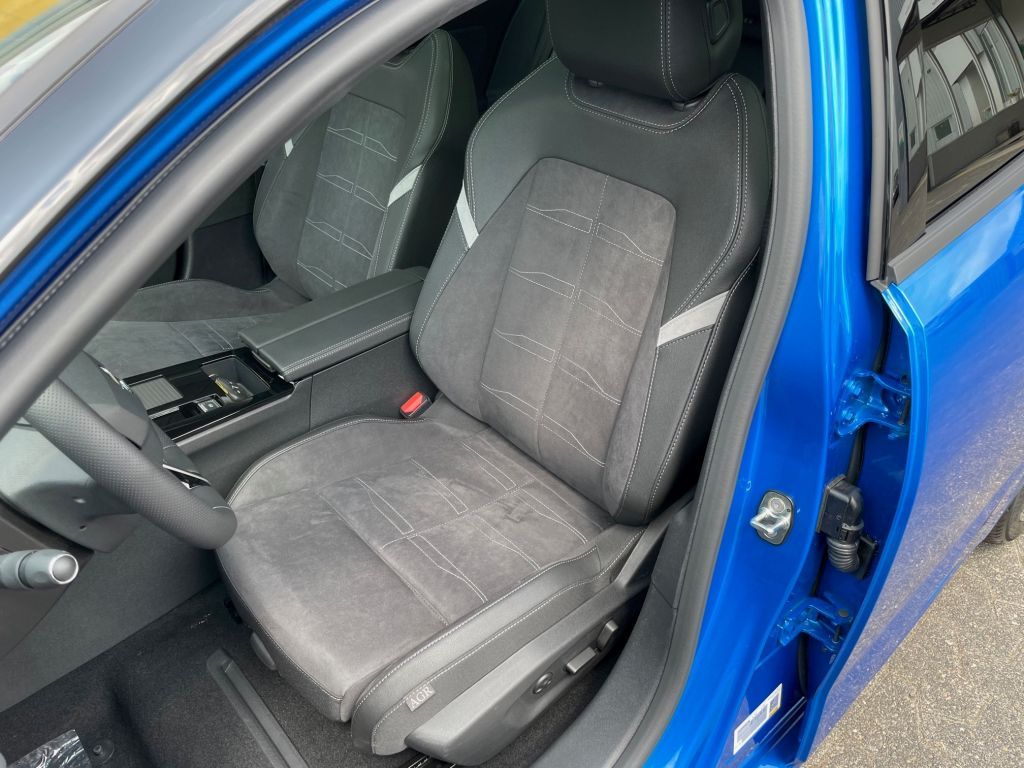 Fahrzeugabbildung Opel Astra Electric GS+SOFORT+PixelLED+AGR+HUD