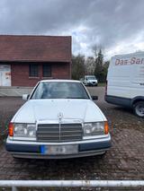 Mercedes-Benz Mercedes Benz E230 W124 Bj. 1990 - Mercedes-Benz E 230 aus 1990