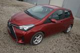 Toyota Yaris 1.33 VVT-i Comfort CVT-Automatik |Navi| - Toyota Yaris: Kleinwagen