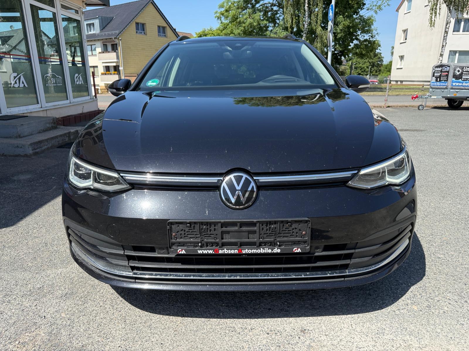 Volkswagen Golf VIII 2.0 TDI Variant Style +KAMERA+HuD+LED