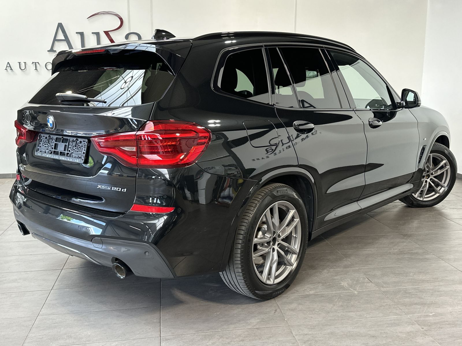 Fahrzeugabbildung BMW X3 xDrive20d M-Sport NAV+LED+HEAD-UP+KEYLESS+DAB