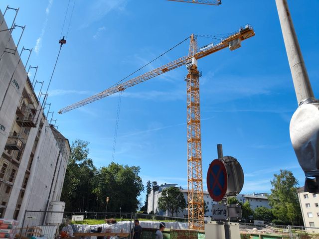 Liebherr 200EC-H