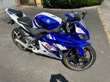 Yamaha YZF R125 - tiefergelegt mit GP-Auspuff  - GP1