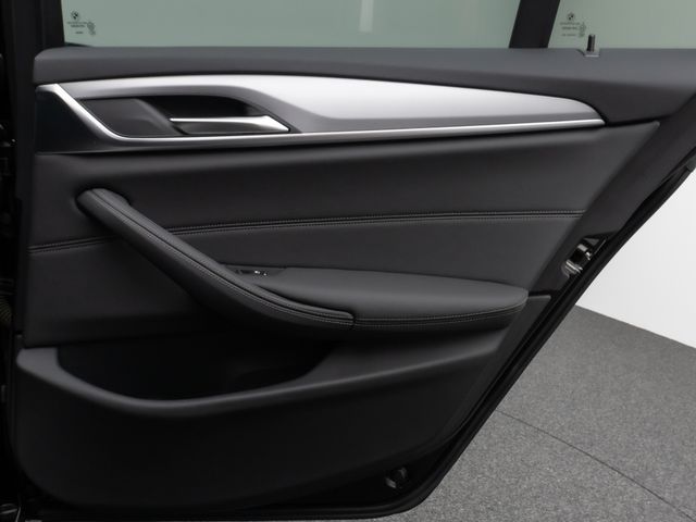 Foto Nummer 31: BMW 530i