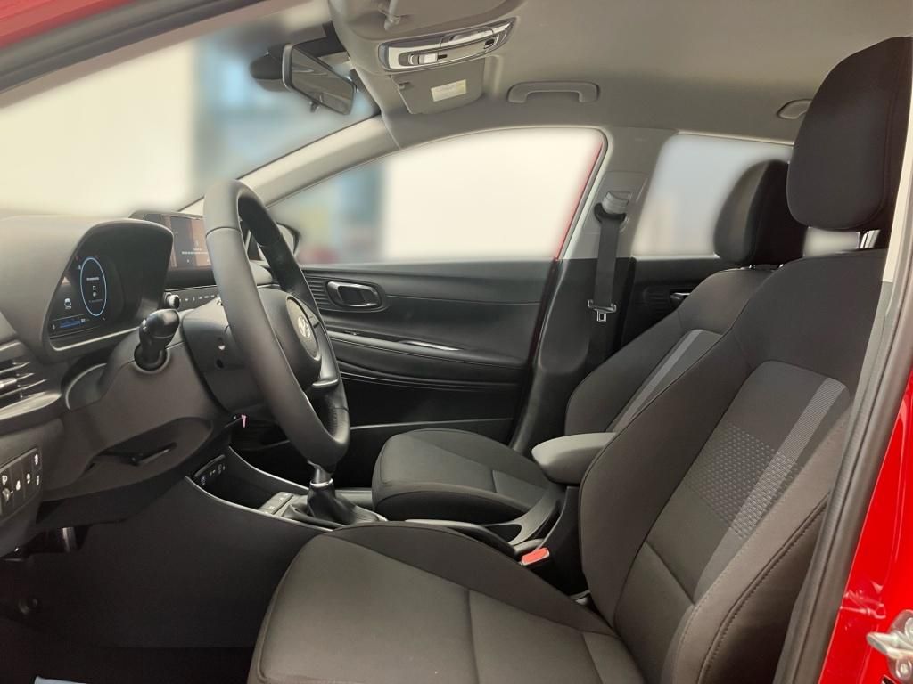 Fahrzeugabbildung Hyundai i20 1.0 T-GDI 6-MT Trend Navi SHZ SpurH KAM PDC