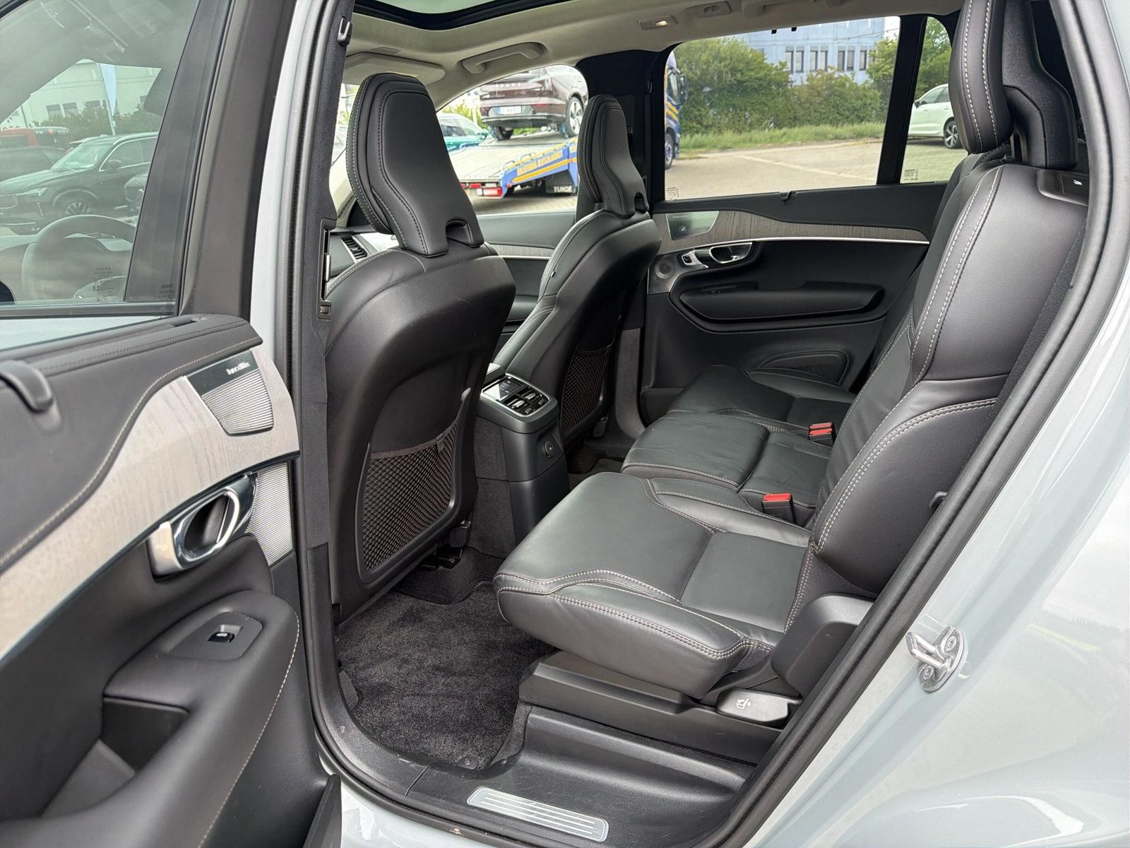 Volvo XC90 T8 AWD Ultra Dark 22 360° 4C AHK B&W PANO foto 13