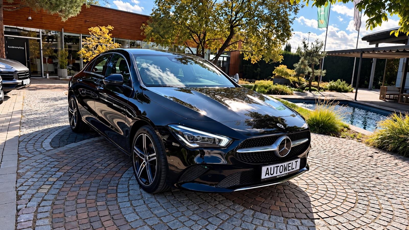Mercedes-Benz CLA 200