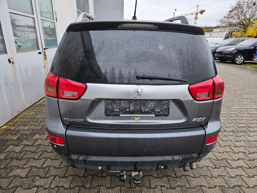 Peugeot 4007