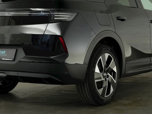 Grandland B GS HYBRID eDCT+LED MATRIX+NAVI+360 G