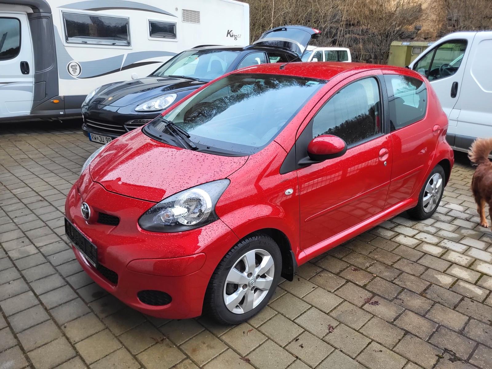 Toyota Aygo (X) 1-Hand Scheckheftgepflegt orig. 8300Km