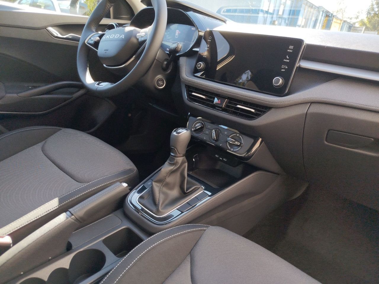 Fahrzeugabbildung SKODA Fabia Selection S70/1.0 M5F