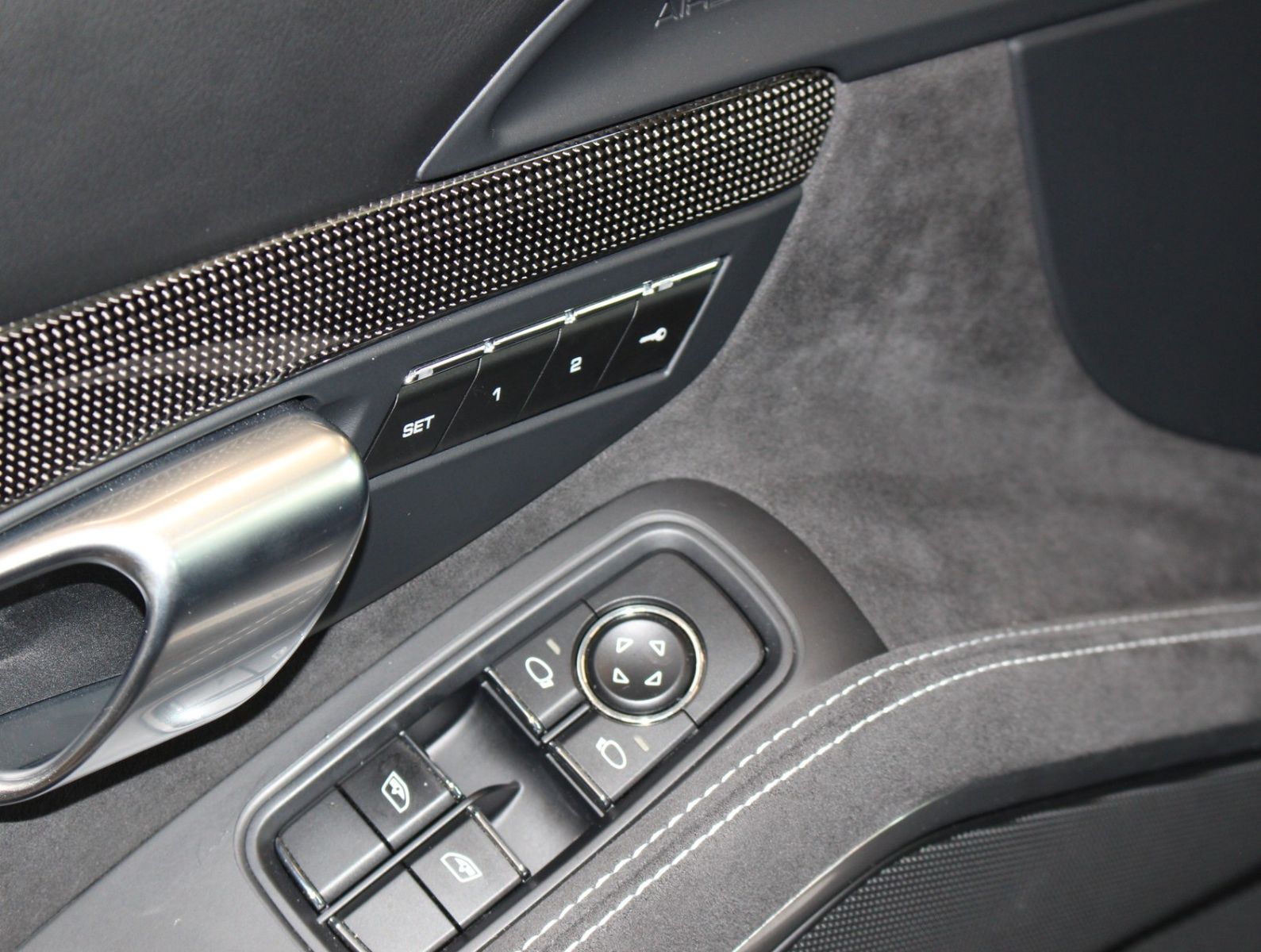 Fahrzeugabbildung Porsche Targa 4 GTS Sport Chrono*Carbon*2.Hand*MWST