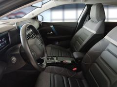 ë-C4 Lim. Shine ë-C4 Lim. Shine