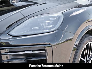 Porsche Cayenne - 12