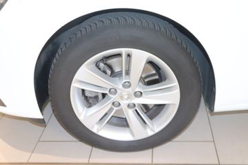 Fotografie des Opel Insignia Sports Tourer 2.0 Diesel Aut. Business