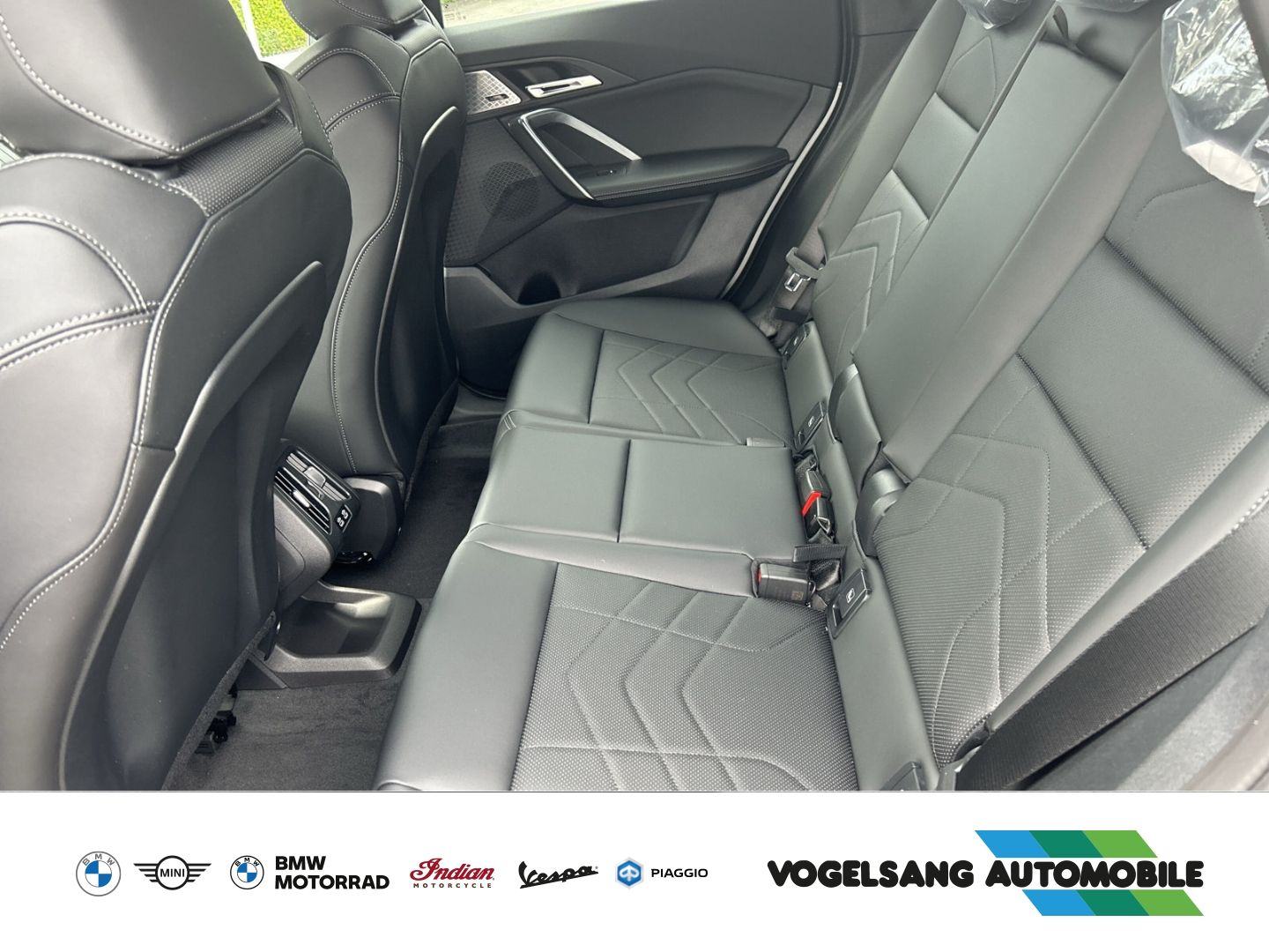 Fahrzeugabbildung BMW iX1 20 eDrive M Sport eDrive20 M Sport Sportpake