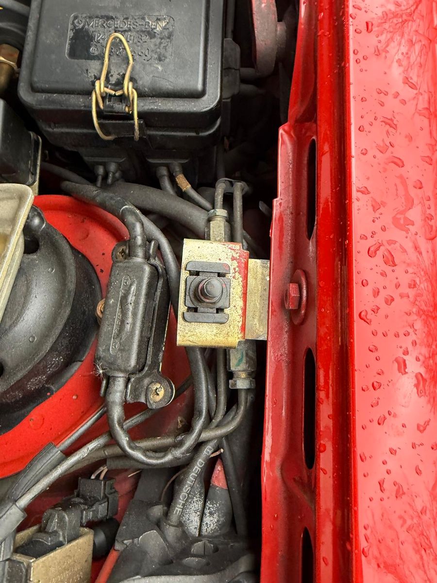 Fahrzeugabbildung Mercedes-Benz 300 CE H-Kennzeichen