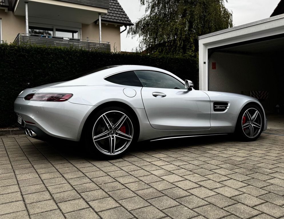 Mercedes-Benz AMG GT