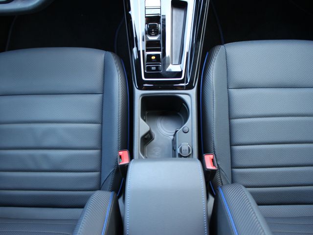 Golf VIII R Performance Leder*UPE 72.900,- EUR !