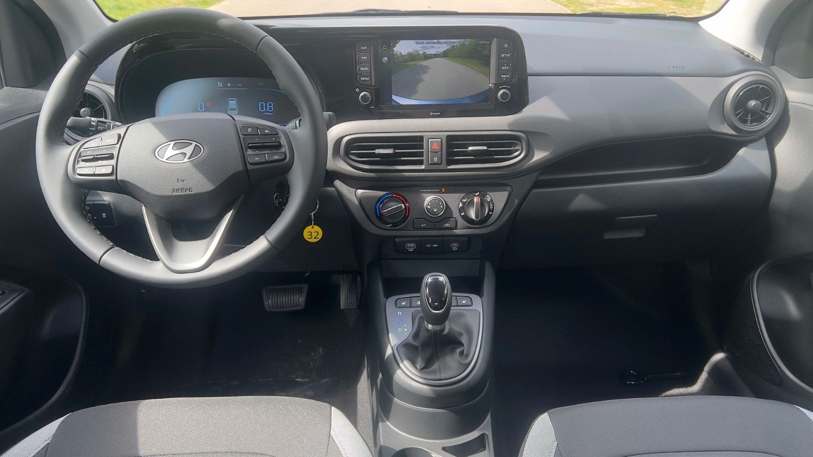 Fahrzeugabbildung Hyundai i10 1.0 Trend AMT *Nav*Klima*CarPlay*Kamera*PDC*